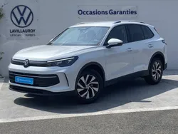 Blanc Utilisé 2024 VW Tiguan Edition SUV | 38 990 € (Prix juste)
