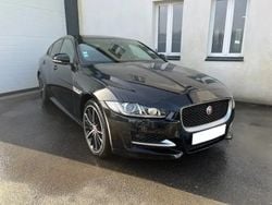 Noir Utilisé 2017 Jaguar XE R-Sport Berline | 18 990 € (Prix juste)