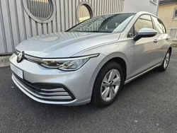Argent Utilisé 2021 VW Golf VIII Life Berline | 21 774 € (Prix juste)