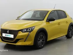 Jaune Utilisé 2022 Peugeot e-208 Style Citadine | 16 999 € (Prix juste)