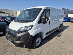 Blanc Nouvelle 2025 Peugeot Boxer S Van | 32 990 € (Prix juste)