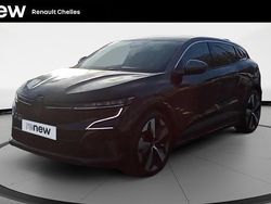 Noir Utilisé 2022 Renault Mégane Techno Berline | 23 990 € (Prix juste)