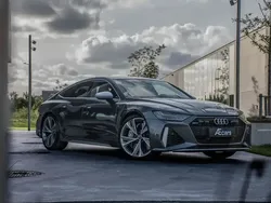 Gris Utilisé 2020 Audi RS7 Sport Citadine | 114 950 € (Prix assez cher)