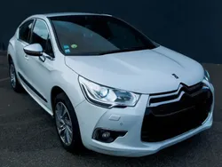 Blanc Utilisé 2013 Citroën DS4 So Chic Citadine | 10 200 € (Prix juste)