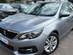 Gris Utilisé 2020 Peugeot 308 Business-Line Berline | 10 900 € (Bon prix)