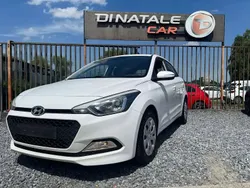 Blanc Utilisé 2017 Hyundai i20 Berline | 6 900 € (Bon prix)