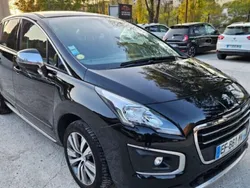 Noir Utilisé 2015 Peugeot 3008 S SUV | 8 490 € (Prix juste)
