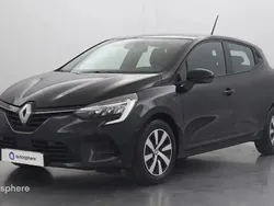 Utilisé 2023 Renault Clio V Equilibre Berline | 15 999 € (Prix juste)