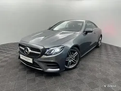 Gris Utilisé 2020 Mercedes V220 AMG line Monospace | 35 990 €