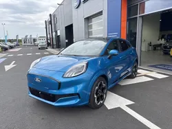 Aqua blue mã©tallisã©e premium Utilisé 2025 Ford Puma Gen-E Premium SUV | 30 999 €
