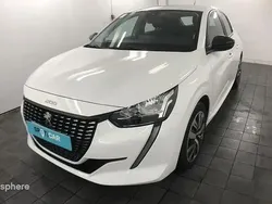 Blanc Utilisé 2023 Peugeot 208 Active Citadine | 14 999 € (Prix juste)