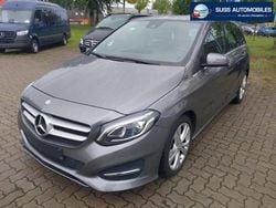 Gris Utilisé 2017 Mercedes 180 Urban Berline | 16 990 € (Bon prix)