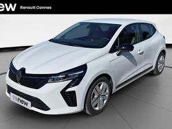 Blanc Utilisé 2024 Renault Clio V Evolution Citadine | 15 499 € (Prix juste)