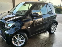 Noir Utilisé 2020 Smart ForTwo Electric Drive Passion Coupé | 8 000 €