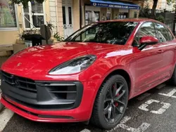 Utilisé 2021 Porsche Macan Turbo SUV | 85 900 € (Prix assez cher)