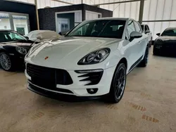 Blanc Utilisé 2016 Porsche Macan SUV | 51 200 € (Prix assez cher)