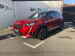 Rouge Utilisé 2021 Peugeot e-2008 GT SUV | 16 990 € (Prix juste)