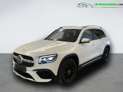 Mercedes GLB220