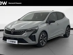 Gris Utilisé 2024 Renault Clio V Techno Citadine | 17 990 € (Prix juste)