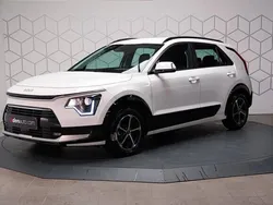 Blanc Nouvelle 2025 Kia Niro Active SUV | 31 900 € (Prix juste)