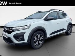 Blanc Utilisé 2023 Dacia Sandero Expression Citadine | 14 990 € (Prix juste)