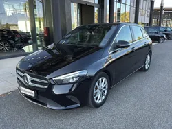 Noir Utilisé 2020 Mercedes B180 Monospace | 21 839 € (Prix juste)
