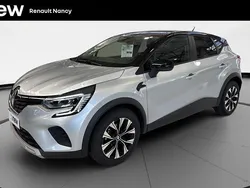 Gris Utilisé 2022 Renault Captur Evolution SUV | 16 631 € (Prix juste)