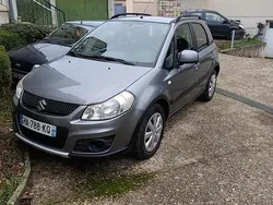 Gris Utilisé 2011 Suzuki SX4 GLX SUV | 4 500 €