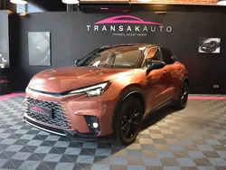 Orange Utilisé 2024 Lexus LBX SUV | 33 990 €