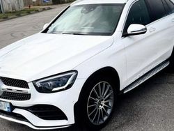 Blanc Utilisé 2019 Mercedes GLC220 AMG line SUV | 32 990 € (Bon prix)