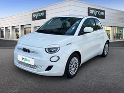 Blanc Utilisé 2023 Fiat 500e Action Berline | 14 990 € (Prix juste)