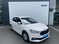 Blanc Utilisé 2023 Skoda Fabia Ambition | 14 380 € (Prix juste)