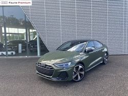 Vert district métallisé Nouvelle 2025 Audi A3 S-Line Berline | 42 900 € (Prix assez cher)