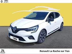 Blanc Utilisé 2023 Renault Clio V Evolution Citadine | 17 480 € (Prix juste)