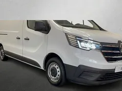 Blanc Utilisé 2023 Renault Trafic Van | 26 200 € (Bon prix)