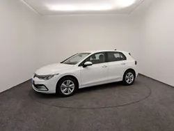 Blanc Utilisé 2023 VW Golf VIII Berline | 27 490 € (Prix juste)