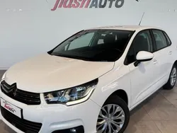 Blanc Utilisé 2017 Citroën C4 Berline | 6 900 € (Prix juste)