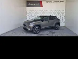 Utilisé 2022 Toyota Yaris Hybrid | 23 990 € (Prix assez cher)