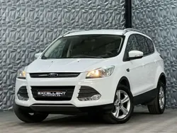 Blanc Utilisé 2014 Ford Kuga SUV | 10 950 €