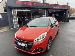 Orange Utilisé 2017 Peugeot 208 Active Citadine | 6 990 € (Bon prix)