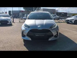 Utilisé 2025 Toyota Yaris Hybrid Design Berline | 24 350 € (Prix assez cher)