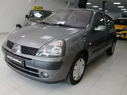 Gris Utilisé 2003 Renault Clio II Privilege Citadine | 4 990 € (Bon prix)