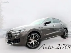 Gris Utilisé 2018 Maserati Levante SUV | 54 990 € (Prix cher)
