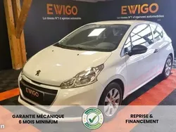 Blanc Utilisé 2016 Peugeot 208 Active Citadine | 6 490 € (Prix juste)