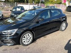 Utilisé 2022 Renault Mégane IV Business Berline | 16 390 € (Prix juste)
