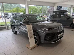 Gris Nouvelle 2025 VW Tayron R-line SUV | 54 790 € (Bon prix)