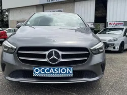 Gris Utilisé 2019 Mercedes B200 Business Monospace | 17 990 € (Prix juste)