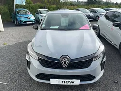 Utilisé 2024 Renault Clio V Evolution Citadine | 20 990 € (Prix assez cher)