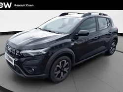 Noir Utilisé 2024 Dacia Sandero Expression Citadine | 16 990 € (Prix juste)
