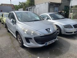 Gris Utilisé 2011 Peugeot 308 Berline | 4 490 € (Prix assez cher)